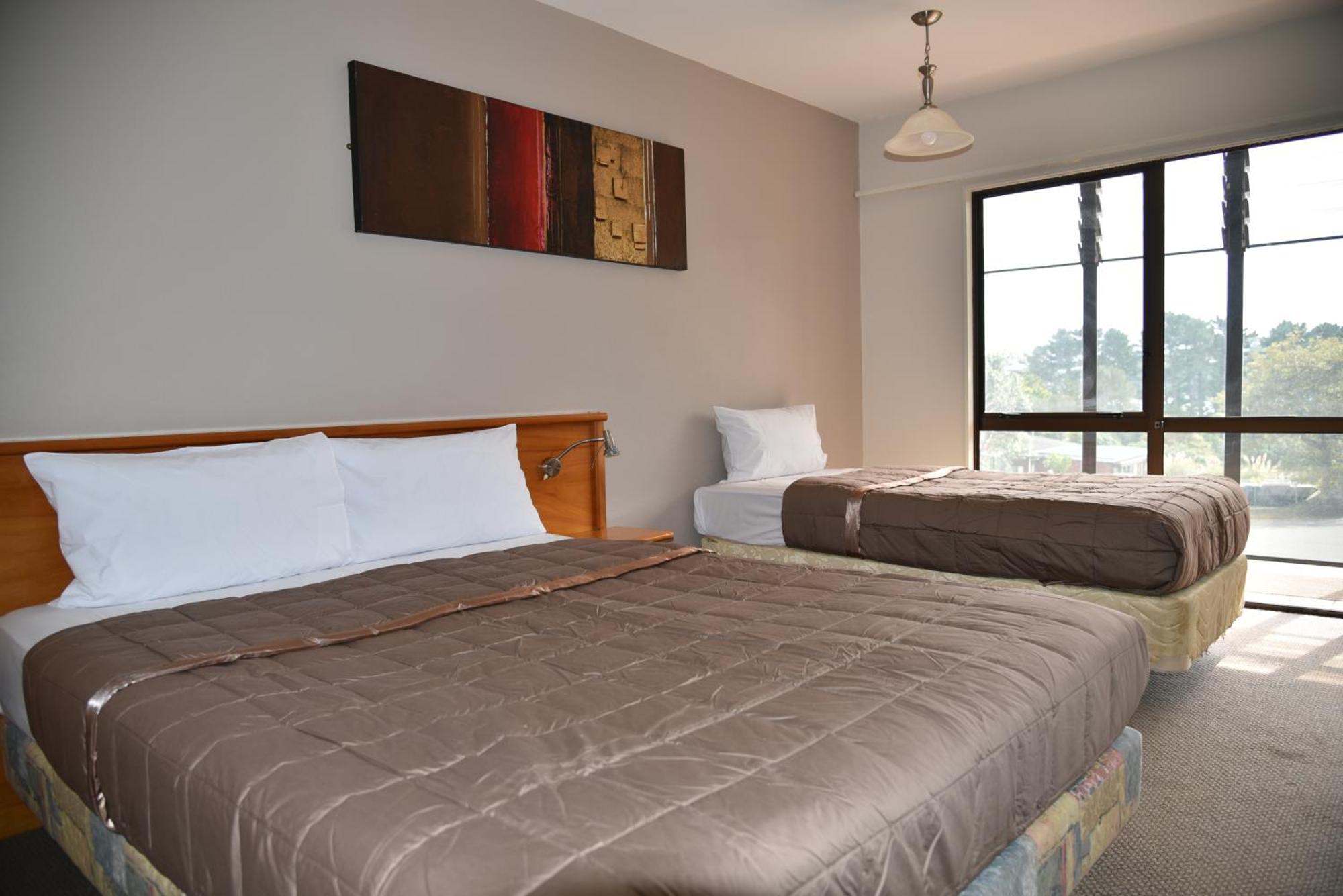 Aotea Lodge Porirua Esterno foto