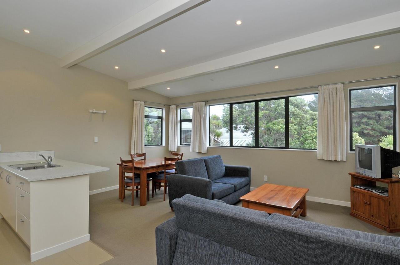Aotea Lodge Porirua Esterno foto
